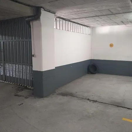 Piso Con Piscina Proximo A Plaza De Espana Vigo